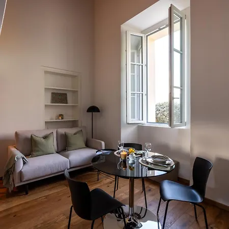 Maderni Retreat - By Myhomeincomo Apartamento Como