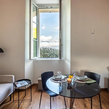 Maderni Retreat - By Myhomeincomo Apartamento Como